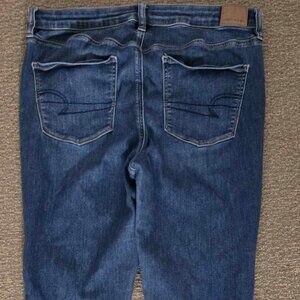 American Eagle AE High Rise Jegging Next Level Stretch Jeans Size 16 Reg